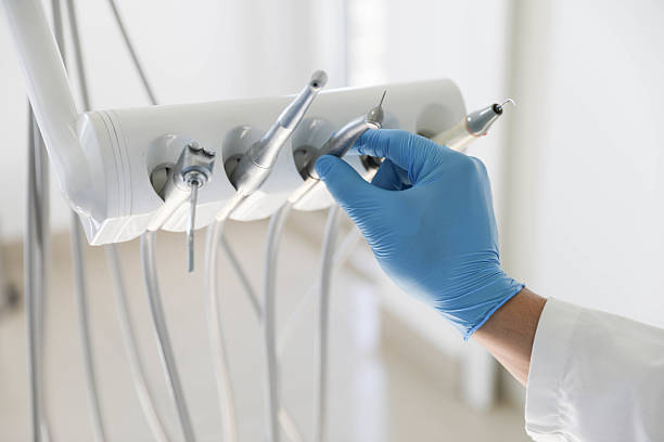 Professional Emergency Dentist technician working in Copeland, OK